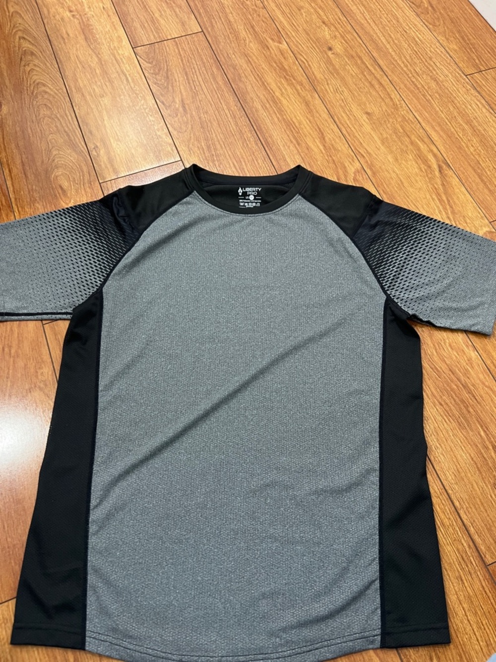 Liberty Sport Men's Gray and Black Performance Athletic Shirt
